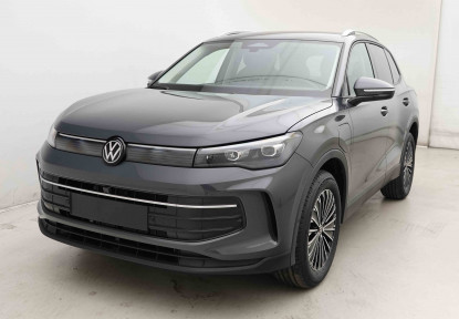 VOLKSWAGEN_VOLKSWAGEN_TIGUAN_2653514_25.jpg