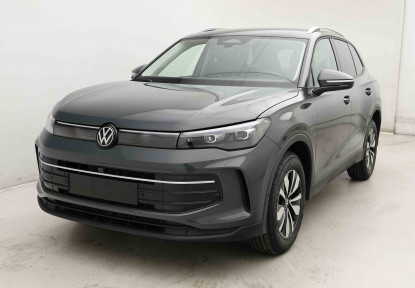 VOLKSWAGEN_VOLKSWAGEN_TIGUAN_2654016_26.jpg