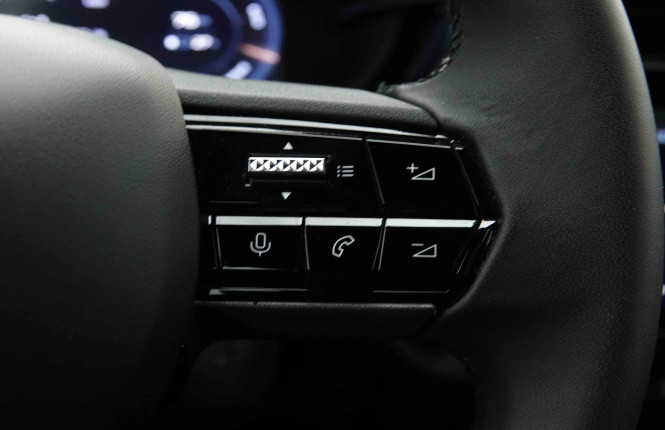 ALFAROMEO_ALFAROMEO_JUNIOR_2653776_18.jpg ALFAROMEO_ALFAROMEO_JUNIOR_2653776_18.jpg