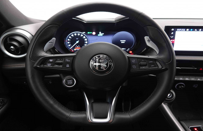 ALFAROMEO_ALFAROMEO_TONALE_2549804_9.jpg