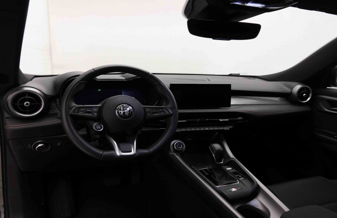 ALFAROMEO_ALFAROMEO_TONALE_2652943_8.jpg ALFAROMEO_ALFAROMEO_TONALE_2652943_8.jpg