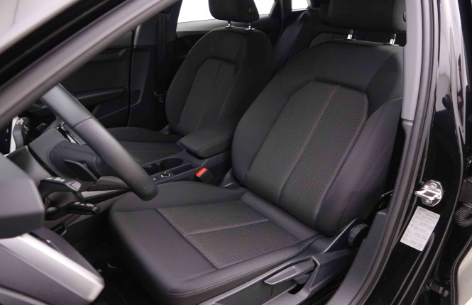 AUDI_AUDI_A3_2548712_6.jpg