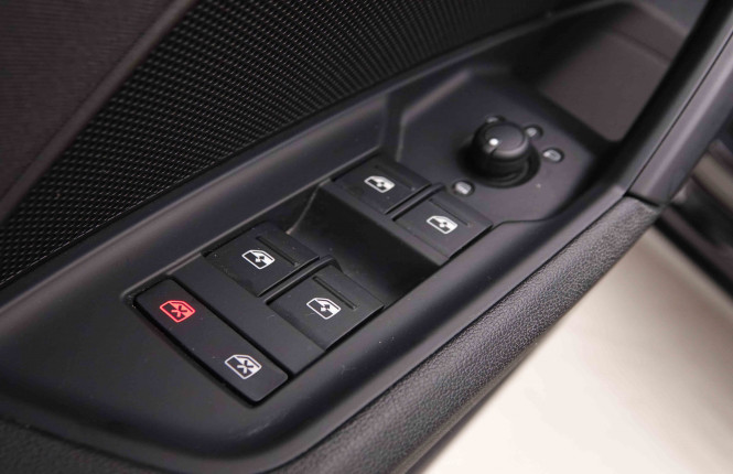 AUDI_AUDI_A3_2549908_19.jpg