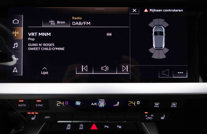 AUDI_AUDI_A3_2651982_10.jpg AUDI_AUDI_A3_2651982_10.jpg