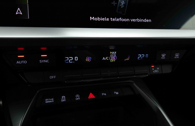 AUDI_AUDI_A3_2654171_14.jpg AUDI_AUDI_A3_2654171_14.jpg