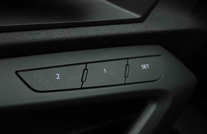 AUDI_AUDI_A3_2654171_22.jpg AUDI_AUDI_A3_2654171_22.jpg