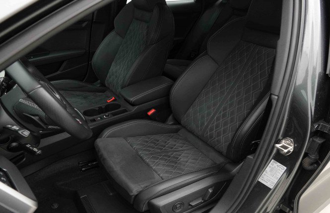 AUDI_AUDI_A3_2654171_7.jpg AUDI_AUDI_A3_2654171_7.jpg