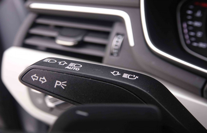 AUDI_AUDI_A4_2446665_17.jpg