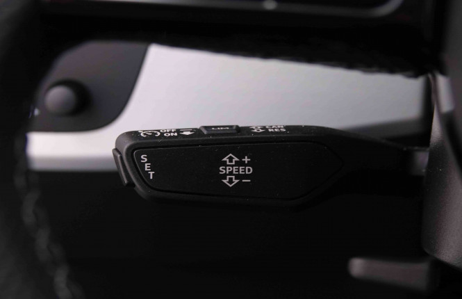 AUDI_AUDI_A4_2547236_20.jpg