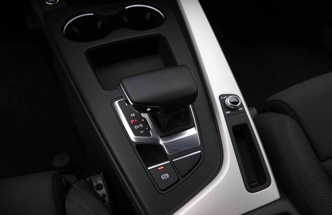 AUDI_AUDI_A4_2548646_16.jpg