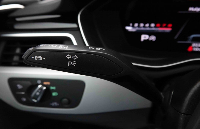 AUDI_AUDI_A4_2652018_15.jpg AUDI_AUDI_A4_2652018_15.jpg