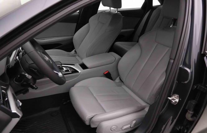 AUDI_AUDI_A4_2652018_6.jpg AUDI_AUDI_A4_2652018_6.jpg