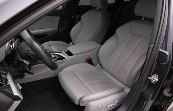 AUDI_AUDI_A4_2652019_6.jpg AUDI_AUDI_A4_2652019_6.jpg