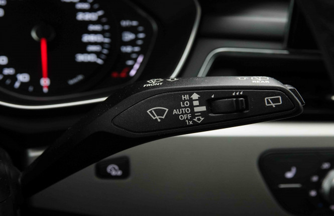 AUDI_AUDI_A4_2654706_18.jpg AUDI_AUDI_A4_2654706_18.jpg