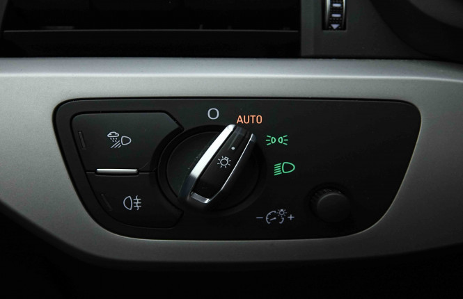 AUDI_AUDI_A4_2654902_22.jpg
