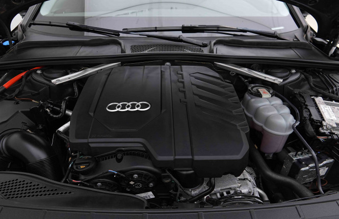 AUDI_AUDI_A4_2654902_25.jpg