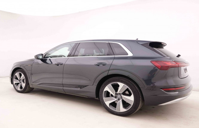 AUDI_AUDI_E_TRON_2548419_29.jpg