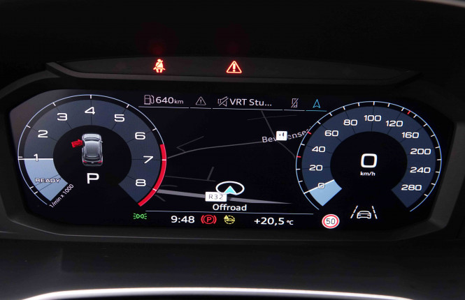 AUDI_AUDI_Q3_2548836_17.jpg