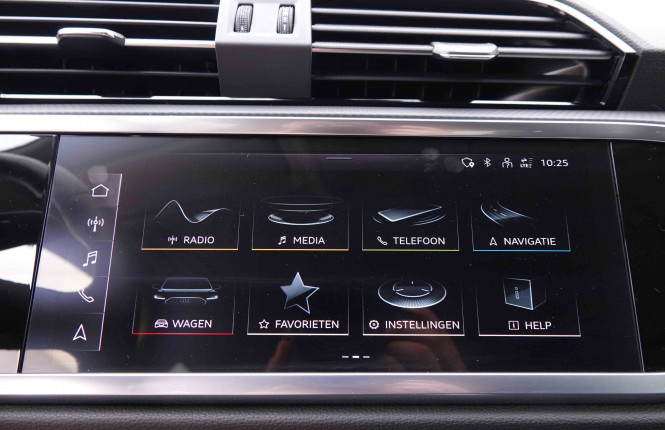 AUDI_AUDI_Q3_2549042_12.jpg