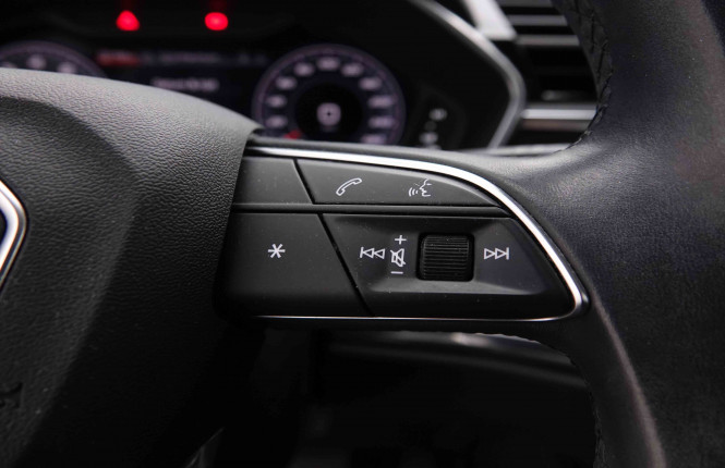 AUDI_AUDI_Q3_2551087_19.jpg AUDI_AUDI_Q3_2551087_19.jpg