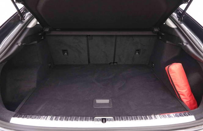 AUDI_AUDI_Q3_2551087_5.jpg AUDI_AUDI_Q3_2551087_5.jpg