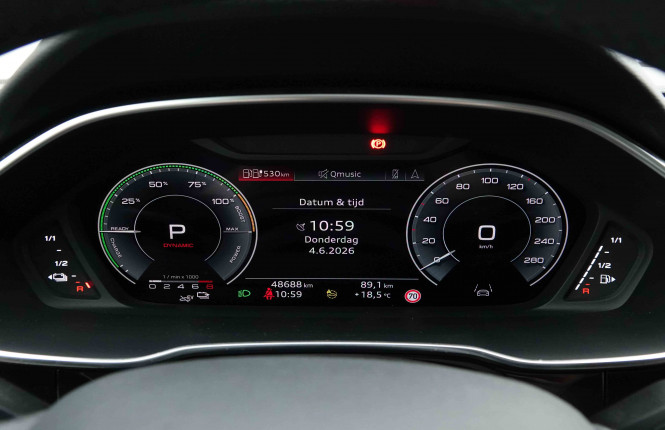 AUDI_AUDI_Q3_2653680_14.jpg AUDI_AUDI_Q3_2653680_14.jpg