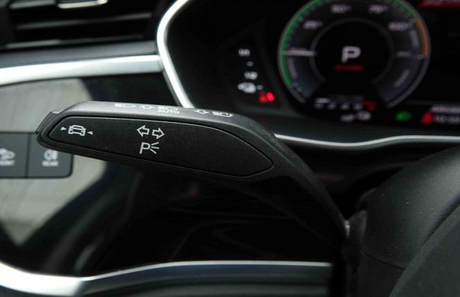 AUDI_AUDI_Q3_2653680_15.jpg AUDI_AUDI_Q3_2653680_15.jpg