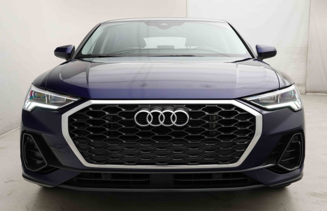 AUDI_AUDI_Q3_2653680_26.jpg AUDI_AUDI_Q3_2653680_26.jpg