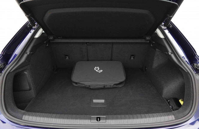 AUDI_AUDI_Q3_2653680_5.jpg AUDI_AUDI_Q3_2653680_5.jpg
