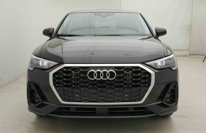 AUDI_AUDI_Q3_2654722_48.jpg AUDI_AUDI_Q3_2654722_48.jpg
