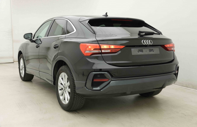 AUDI_AUDI_Q3_2654722_50.jpg AUDI_AUDI_Q3_2654722_50.jpg