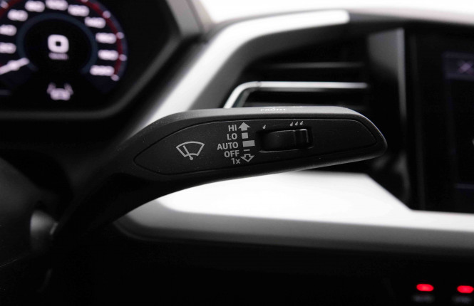 AUDI_AUDI_Q4 E_TRON_2652121_17.jpg AUDI_AUDI_Q4 E_TRON_2652121_17.jpg