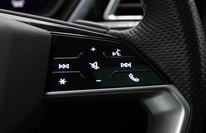 AUDI_AUDI_Q4 E_TRON_2652905_21.jpg