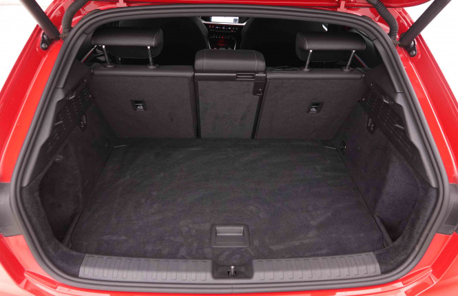 AUDI_AUDI_S3_2550246_5.jpg
