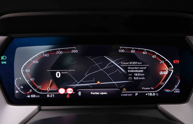 BMW_BMW_1_2548707_18.jpg