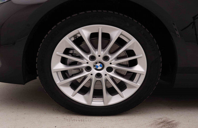 BMW_BMW_1_2548707_24.jpg