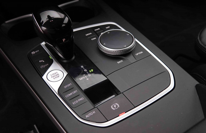 BMW_BMW_1_2548750_15.jpg