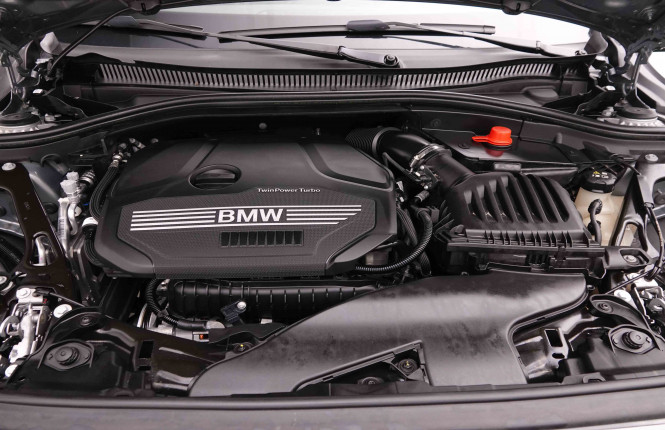 BMW_BMW_1_2548750_23.jpg
