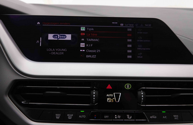 BMW_BMW_1_2550168_11.jpg