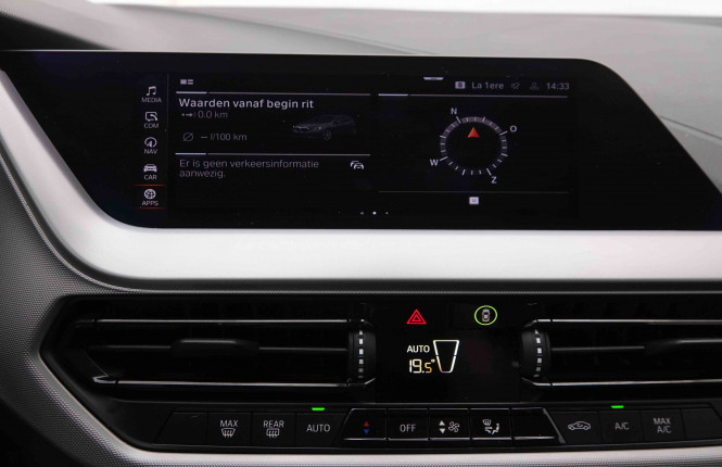 BMW_BMW_1_2550168_14.jpg