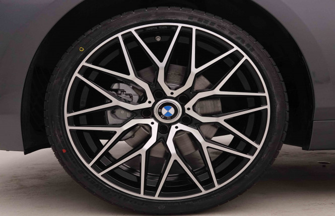 BMW_BMW_1_2550168_23.jpg