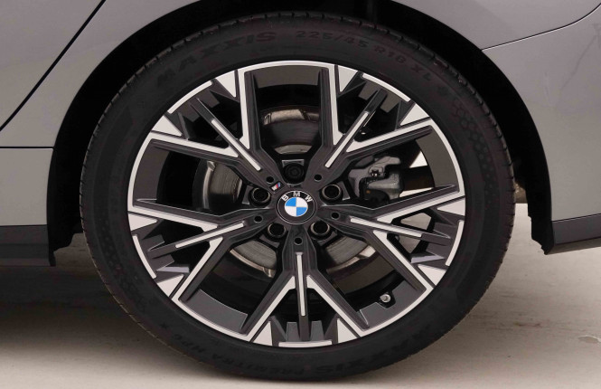 BMW_BMW_1_2652854_20.jpg BMW_BMW_1_2652854_20.jpg