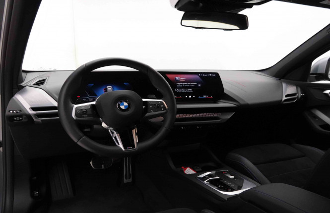 BMW_BMW_1_2652854_7.jpg BMW_BMW_1_2652854_7.jpg