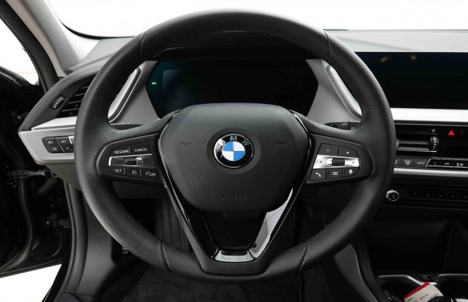 BMW_BMW_1_2652986_8.jpg