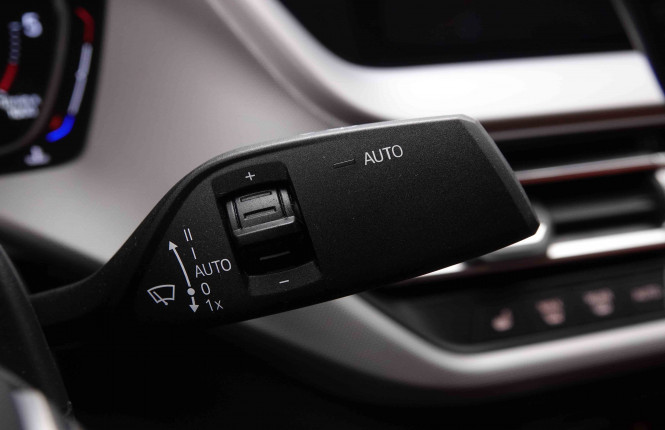 BMW_BMW_2_2550732_18.jpg BMW_BMW_2_2550732_18.jpg