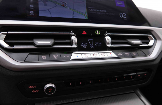 BMW_BMW_3_2549016_17.jpg