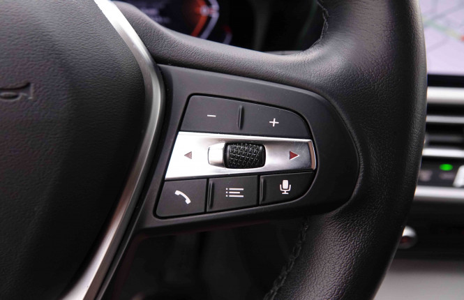 BMW_BMW_3_2549016_23.jpg
