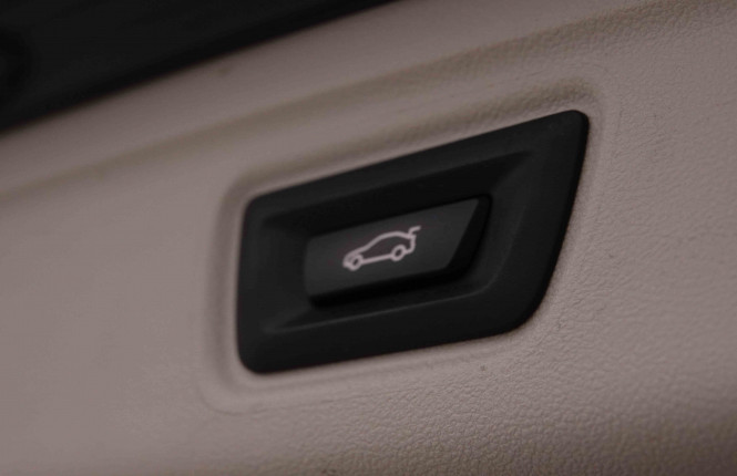 BMW_BMW_3_2549016_6.jpg