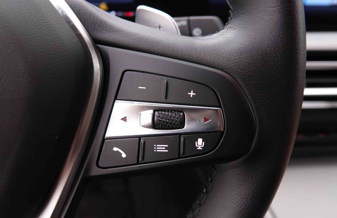 BMW_BMW_3_2549086_21.jpg