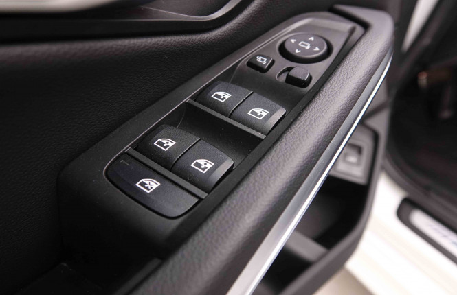 BMW_BMW_3_2549626_25.jpg
